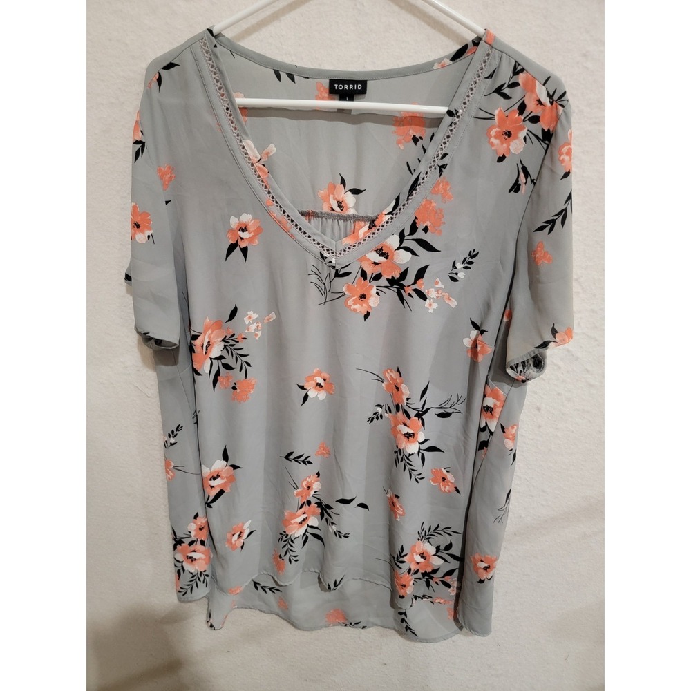 Torrid Floral Grey Coral Georgette V-Neck Ladder Trim Blouse Top Plus Size 1